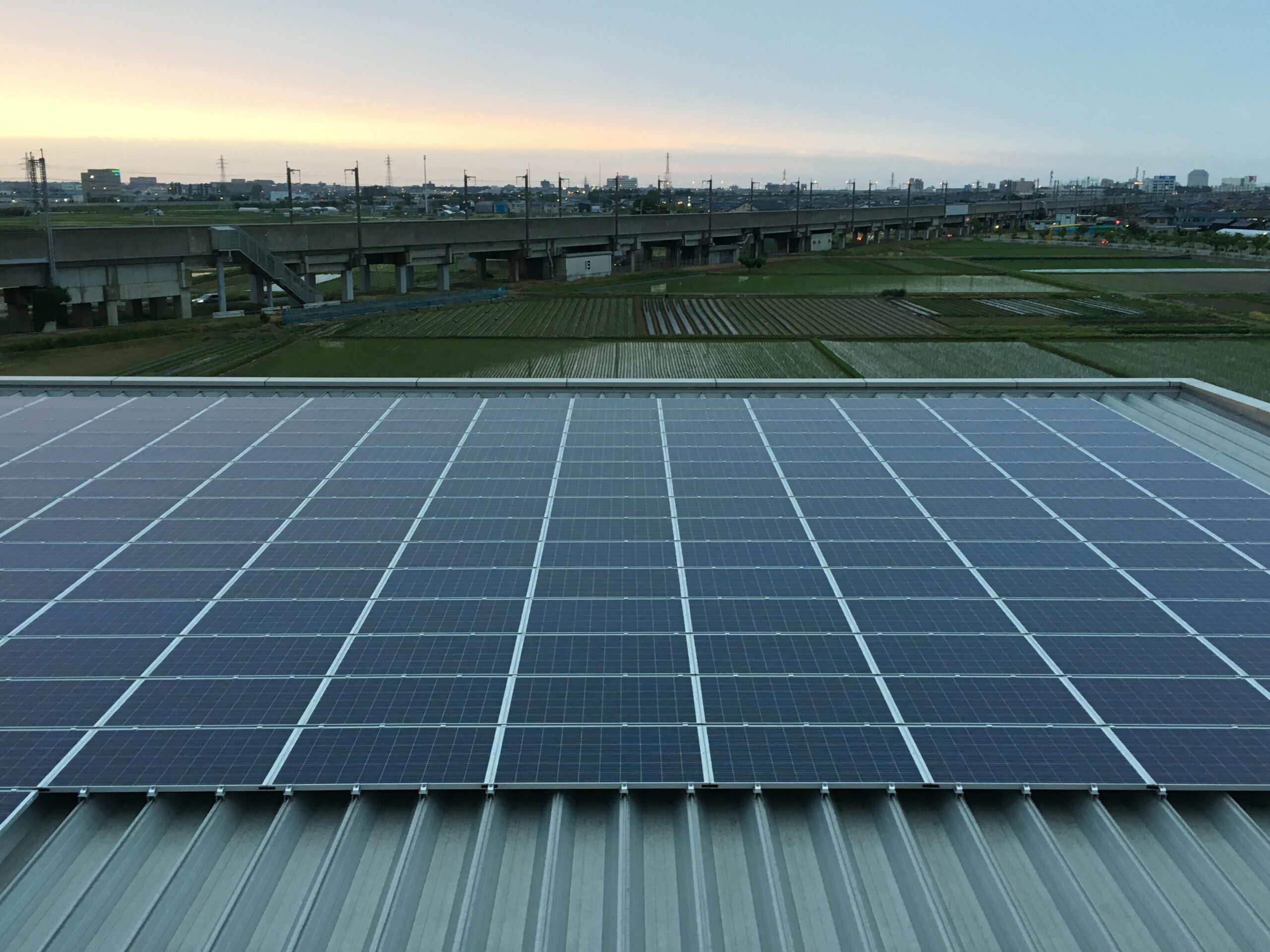 Fig. 4 Public-private collaboration solar power generation of the Niigata city Kurosaki civic hall